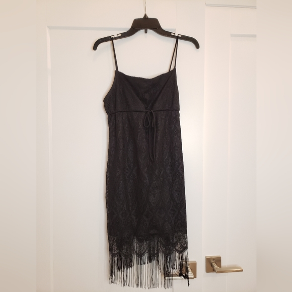 Black lace fringe elastic/strethy mini dress - Picture 1 of 7